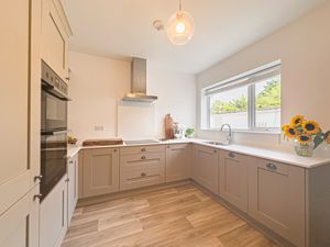 Photo 23- click for photo gallery